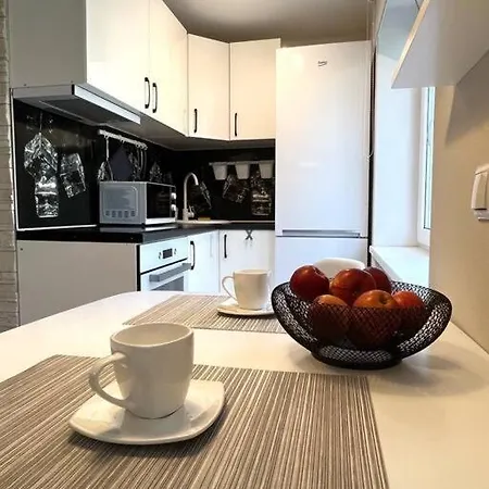 New Modern In The Center Apartament *