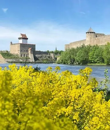 Apartment New Modern In The Center Narva