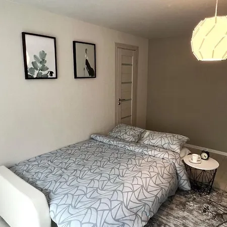 New Modern In The Center Apartament *