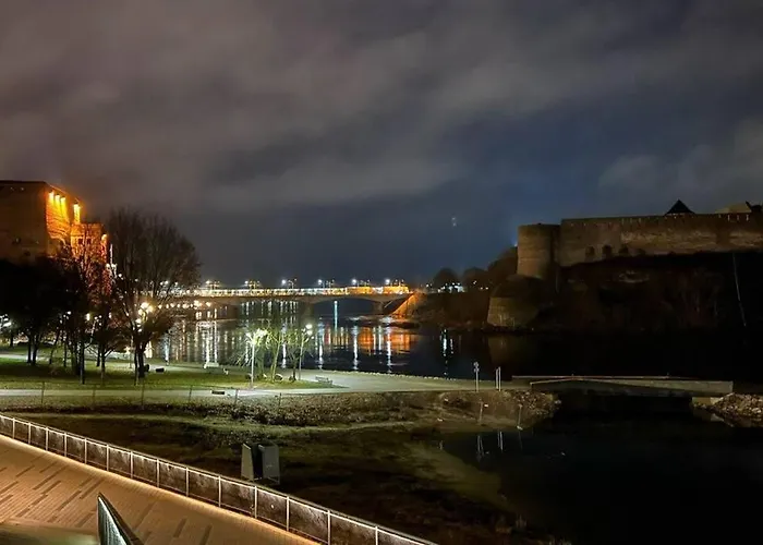 New Modern In The Center شقة *